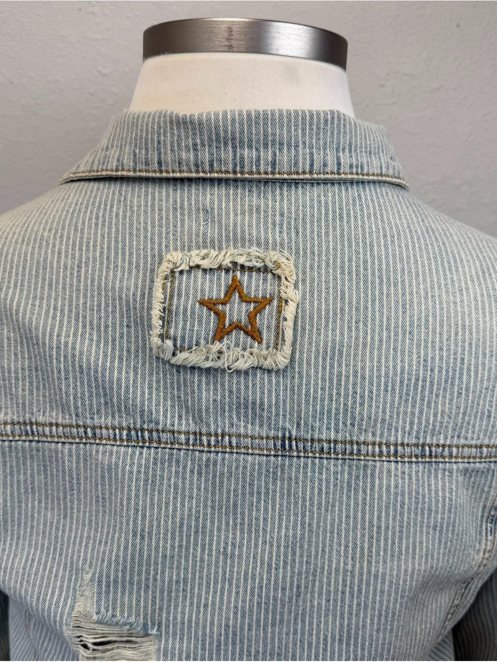 POL Light Blue & White Distressed Railroad Stripe Denim Jacket - Size Small - Picture 5 of 6